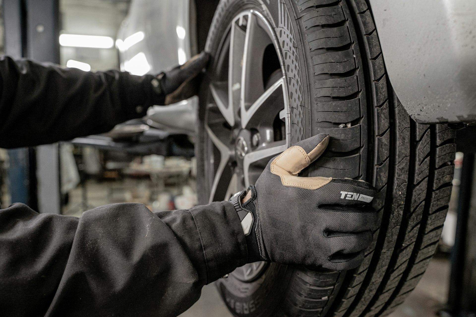 Quality tyre service at New Tyre Empire